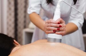 Read more about the article Acoustic Wave Therapy: A Non-Invasive Solution for Pain and Improved Circulation