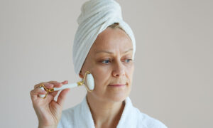 Read more about the article What Are the Most Effective Anti-Aging Treatments Available Today?
